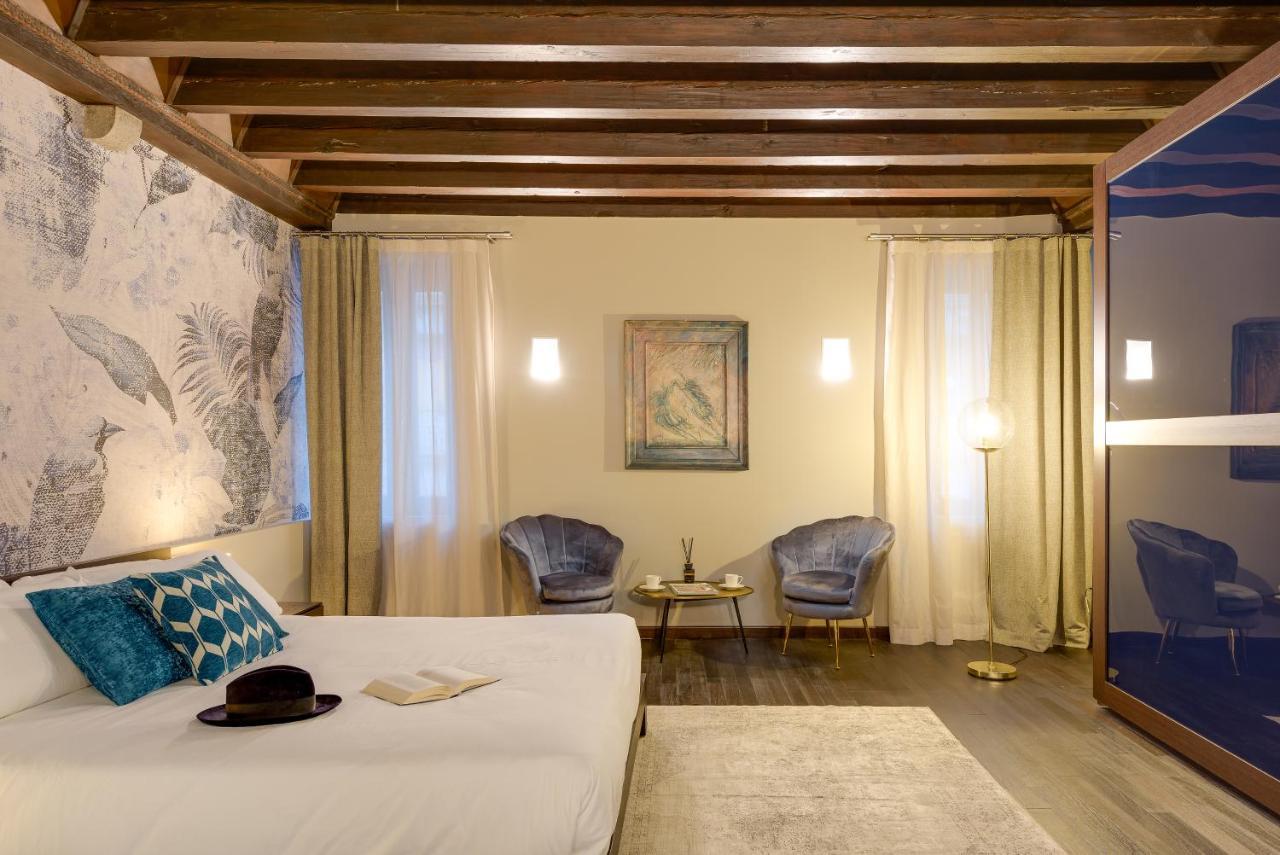 Palazzo Duomo Elegant Suites with WiFi&AC Udine Esterno foto